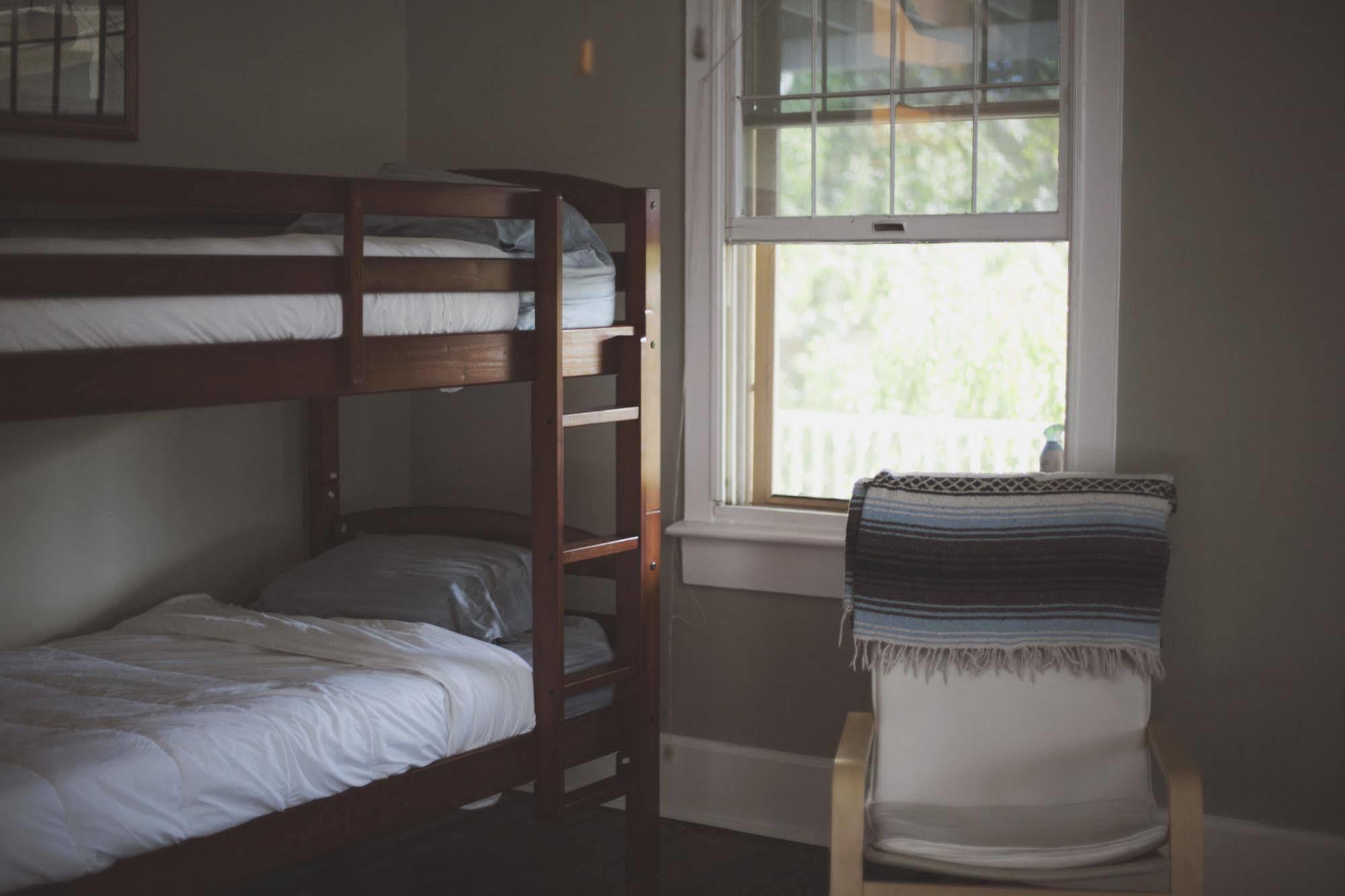 Hk Austin Hostel ภายนอก รูปภาพ